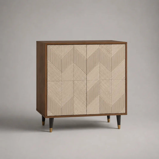 Credenza 90 x 40 x 110 cm 4 ante in MDF effetto noce con frontali decorativi geometrici gambe in metallo nero con puntali dorati