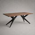 Tavolo da pranzo rettangolare 180 cm x 90 cm x 75 cm in legno effetto rovere naturale e struttura in acciaio nero con gambe incrociate
